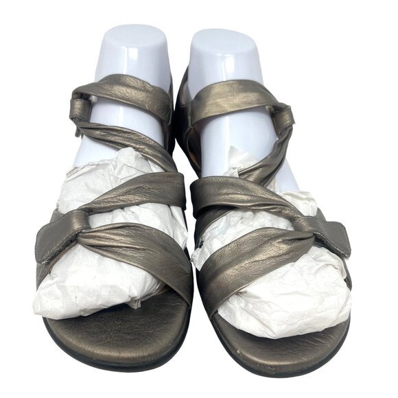 Clarks Artisan Lucena Pewter Leather Strappy 1.5” Wedge Sandals 10M - Picture 2 of 9